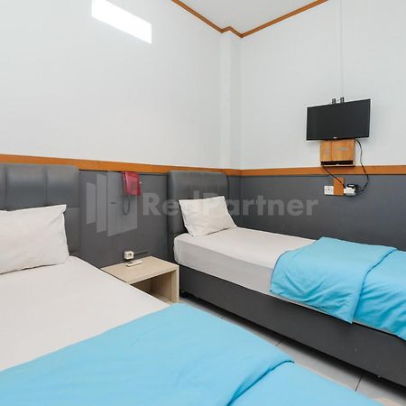 Ian Hotel Jaksa Mitra Reddoorz Yakarta Exterior foto