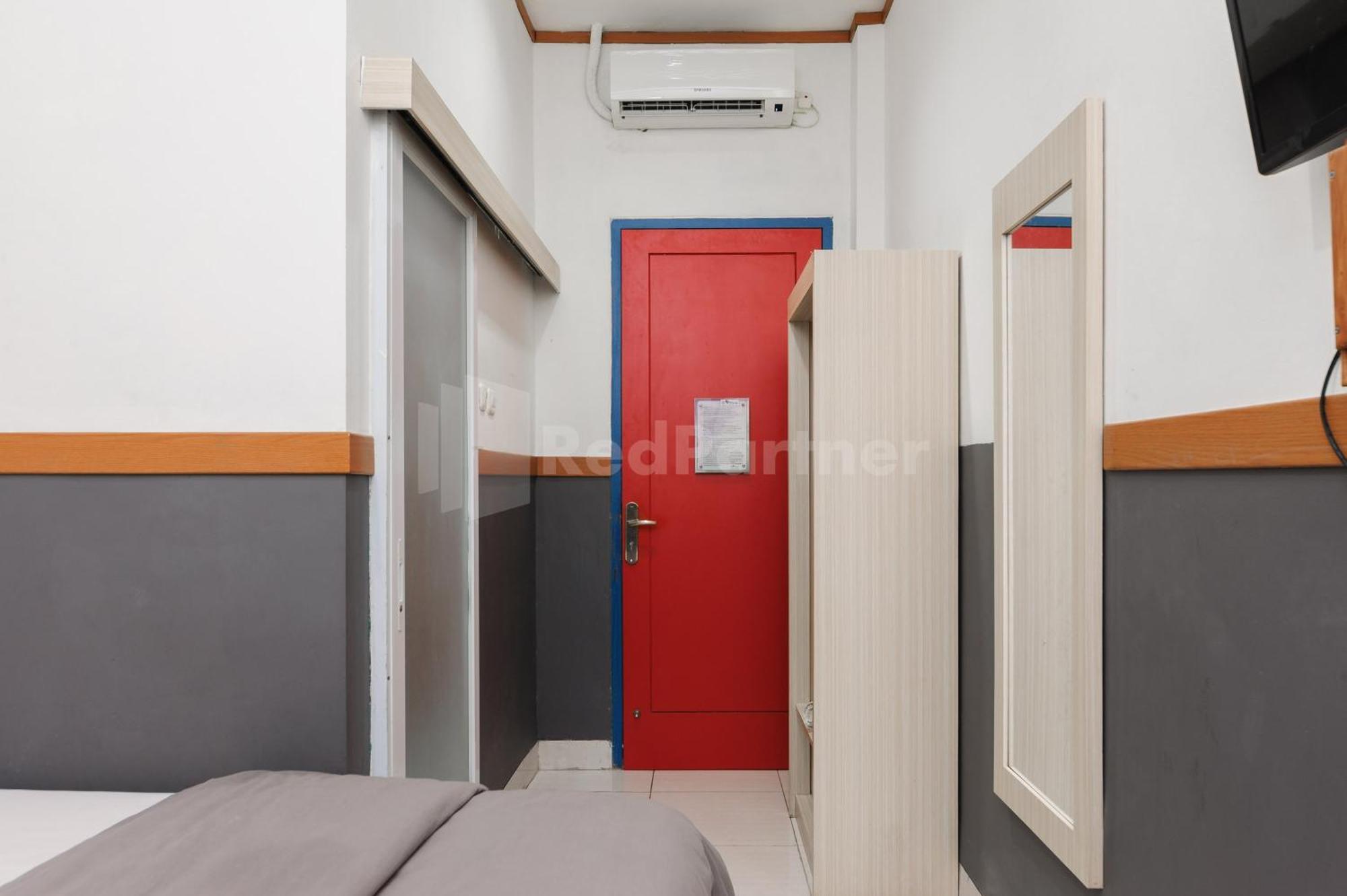 Ian Hotel Jaksa Mitra Reddoorz Yakarta Exterior foto