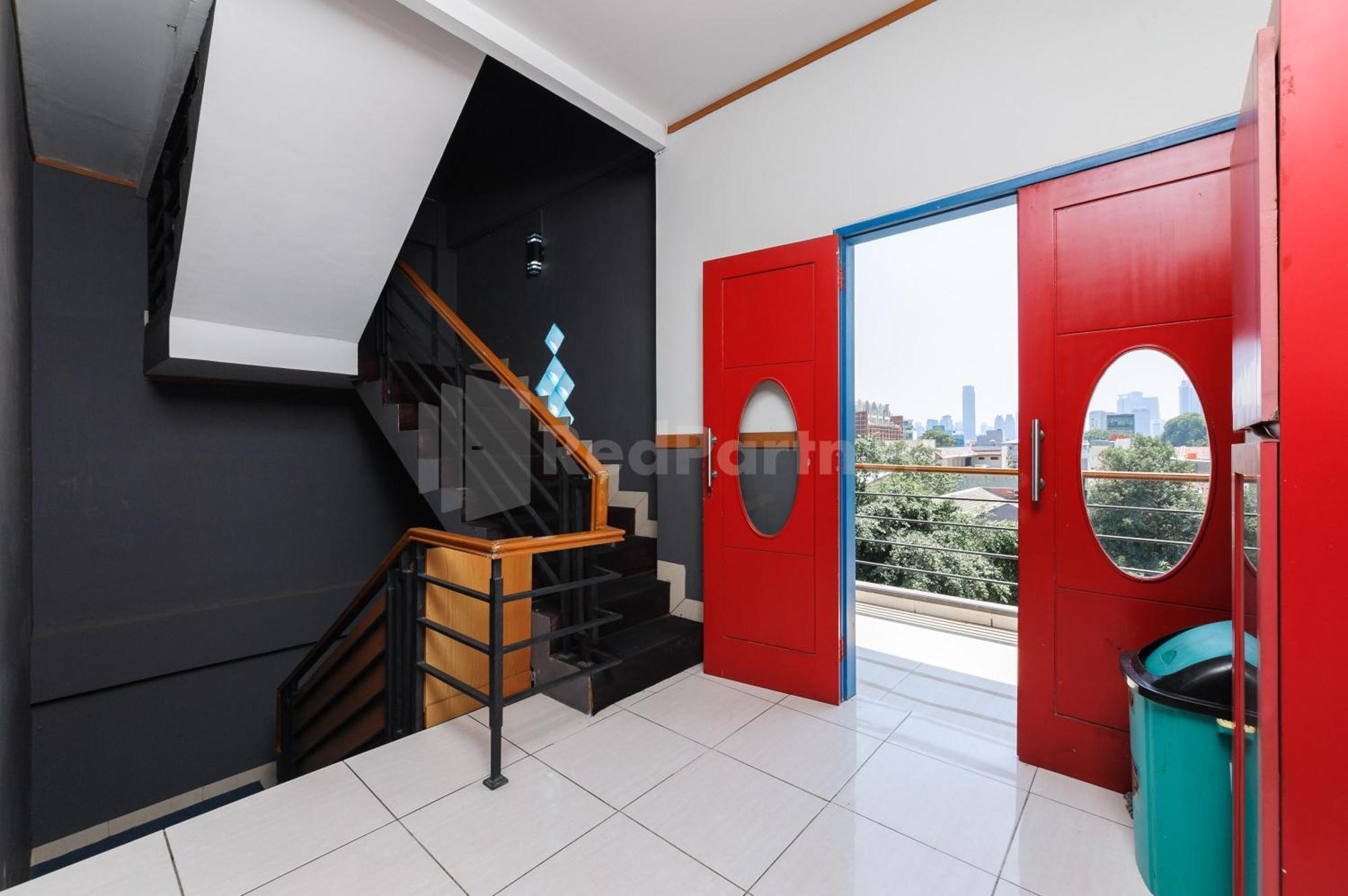 Ian Hotel Jaksa Mitra Reddoorz Yakarta Exterior foto