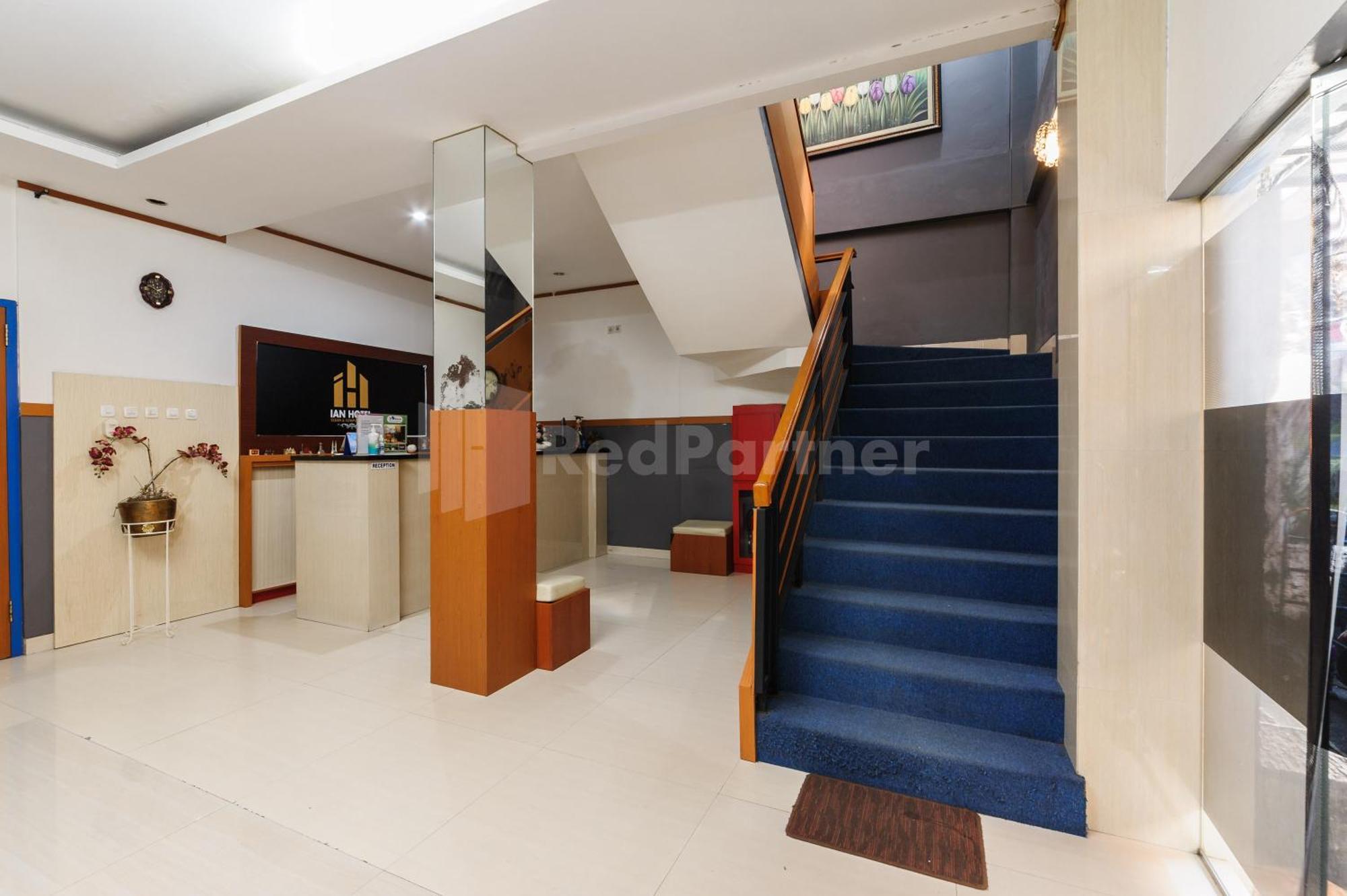 Ian Hotel Jaksa Mitra Reddoorz Yakarta Exterior foto